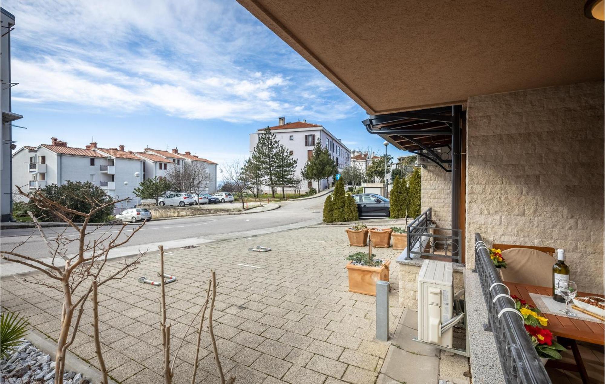 Cozy Apartment In Crikvenica With Kitchen 외부 사진